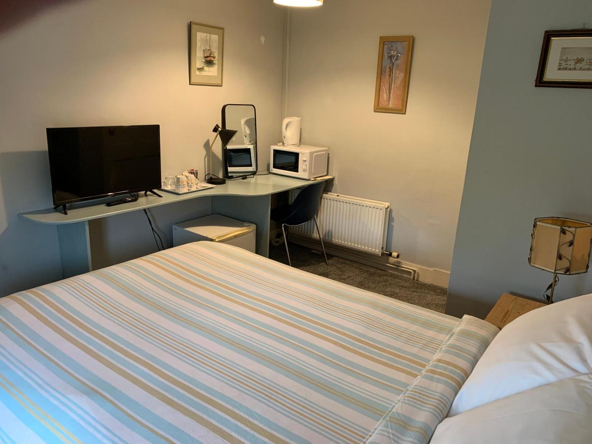 The Red House Hotel Grantham Room photo